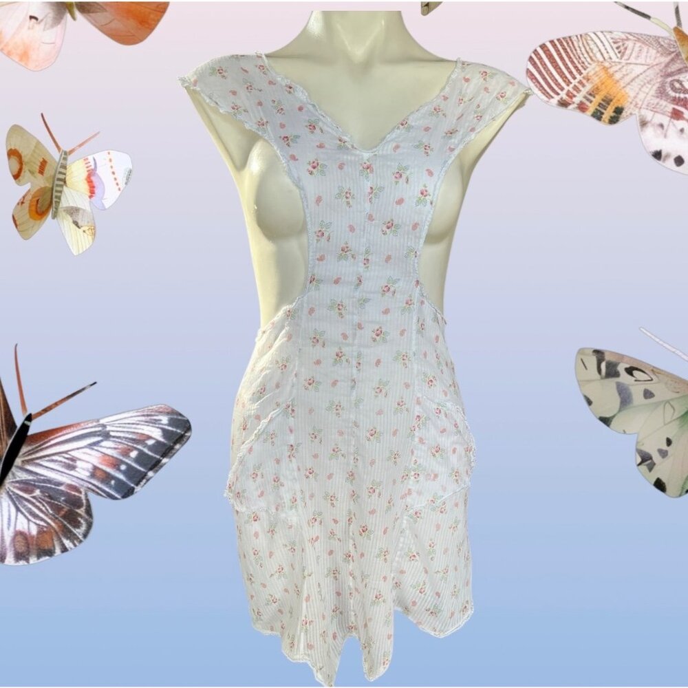 Vintage Floral Pinafore Apron With Lace Trim & Front Pockets